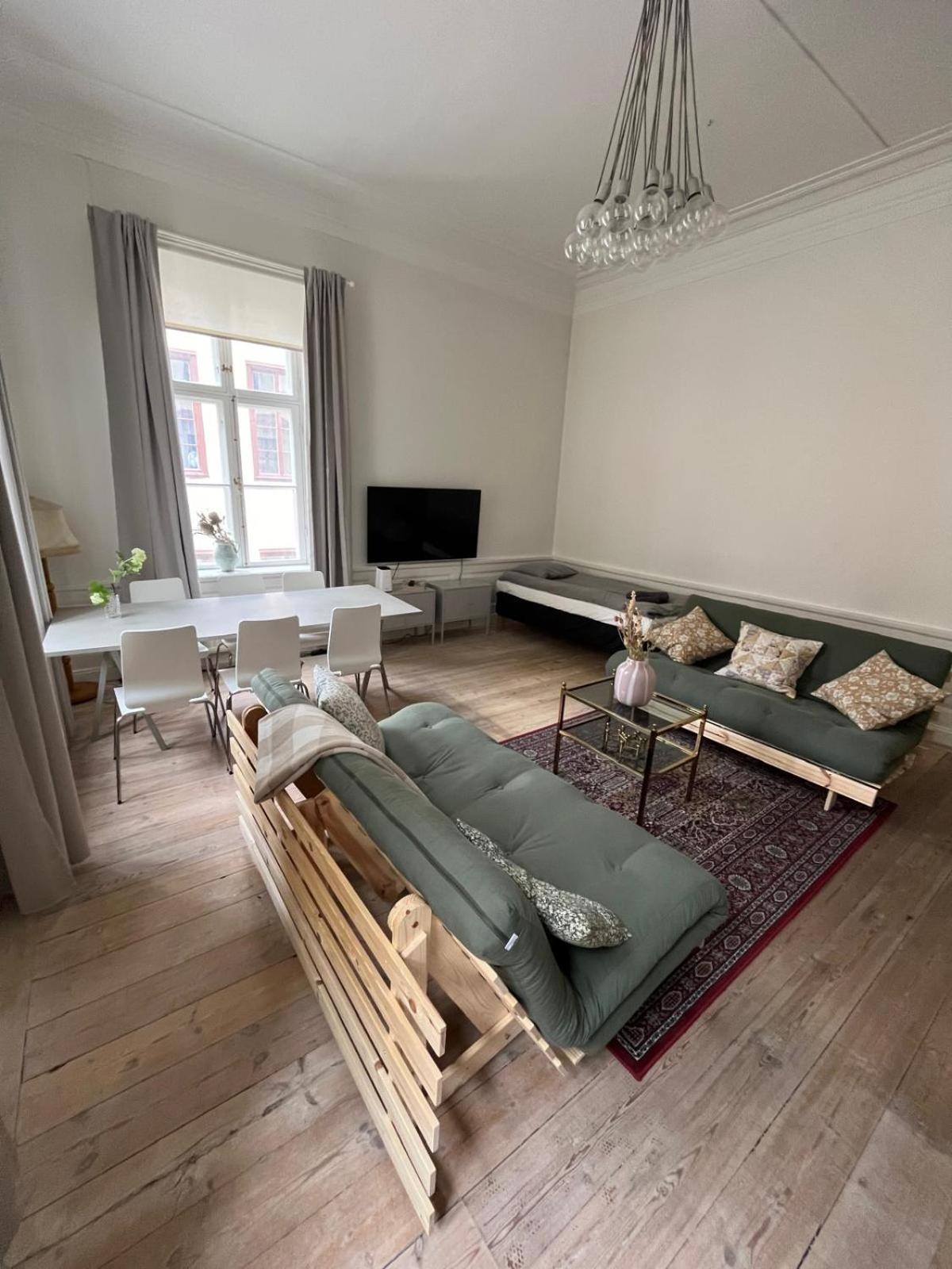 Home Inn Lng20 Stockholm Ngoại thất bức ảnh